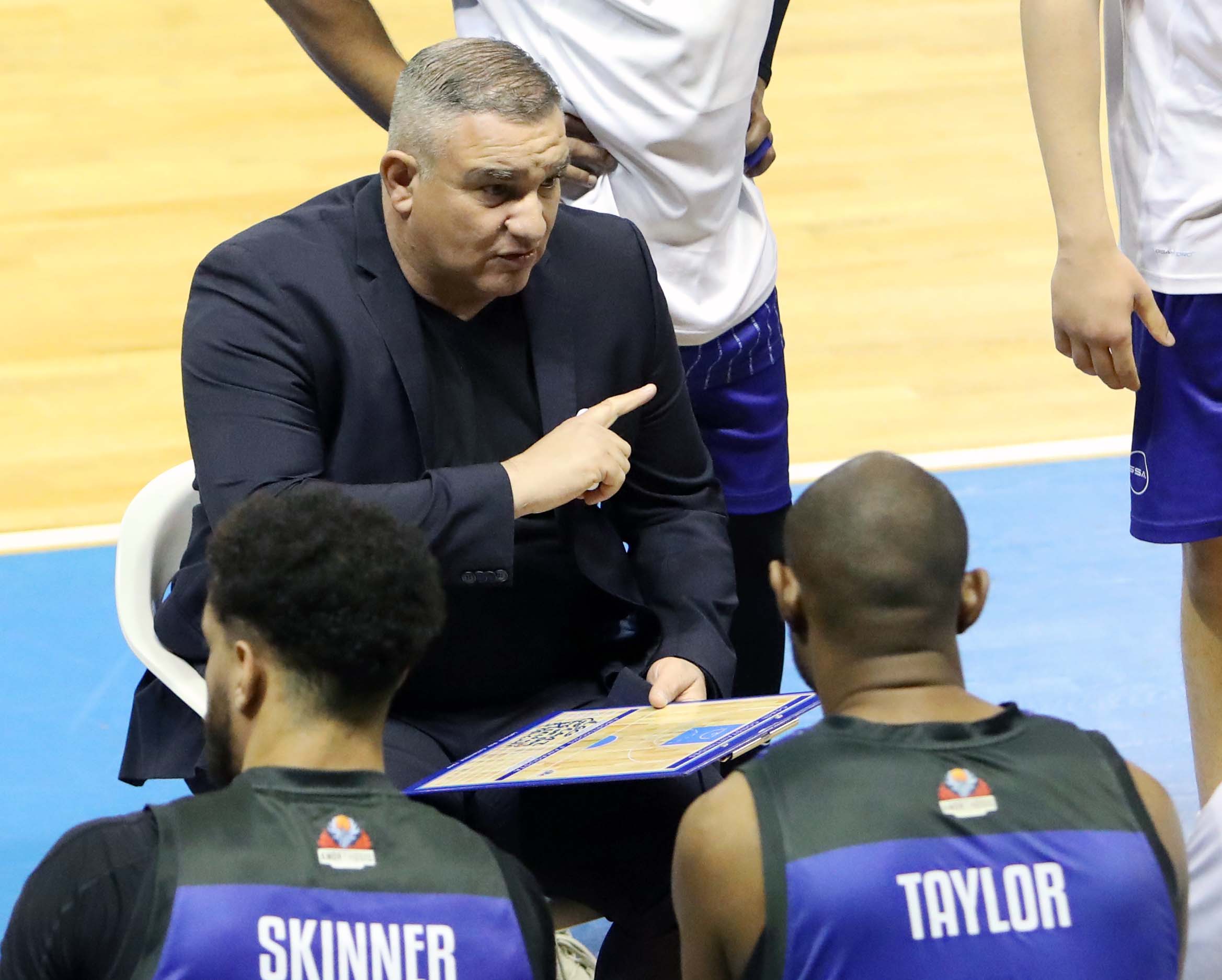 Κωνσταντινίδης στο «τιμόνι» της Εθνικής image