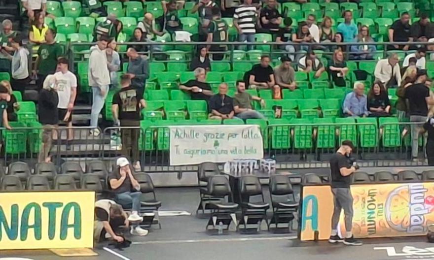 Το συγκινητικό πανό των οπαδών του Παναθηναϊκού για Πολονάρα thumb