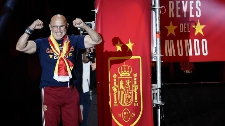 Ο Ντε Λα Φουέντε «ψηφίζει» Γιαμάλ για την «Χρυσή Μπάλα» thumb