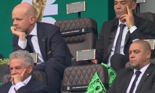 Τρεις θρύλοι στην πρεμιέρα του Παγκοσμίου Κυπέλλου! (ΒΙΝΤΕΟ) thumb