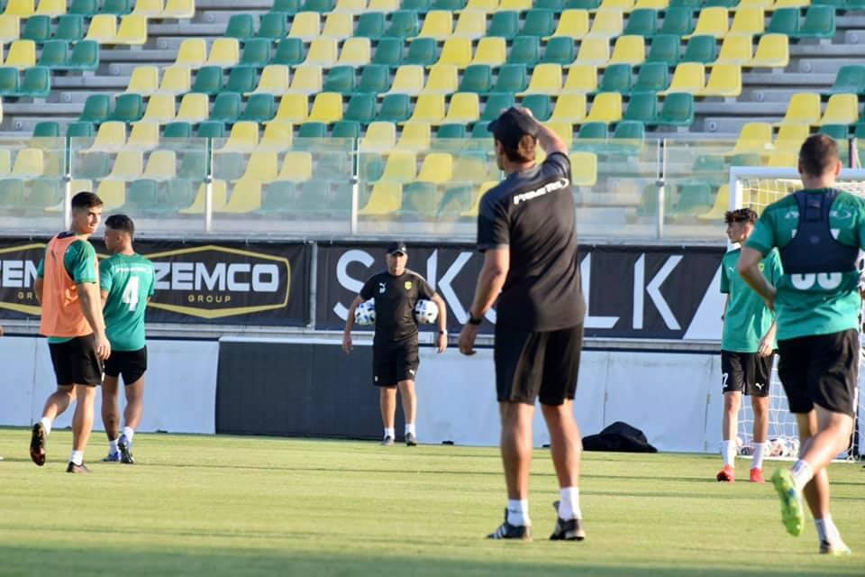 Πανέτοιμη η ΑΕΚ (pics) thumb