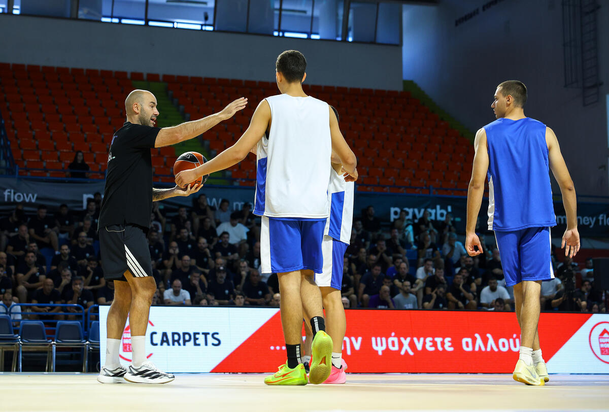 ΒΙΝΤΕΟ: Σπανούλης και Μπαρτζώκας «αποκαλύπτουν τα μυστικά τους» στην Κύπρο thumb