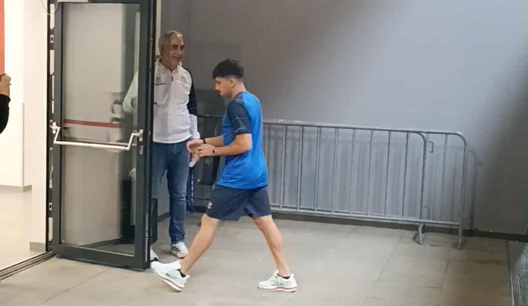 Η άφιξη της Εθνικής Ανδρών στην Raiffeisen Arena (βίντεο) thumb