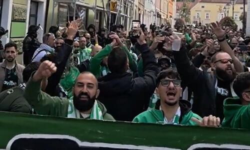 Άρχισαν την πορεία προς το στάδιο οι φίλοι της Ομόνοιας thumb