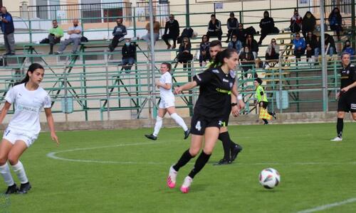 Πρόκριση για Apollon Ladies, Ομόνοια και Καρμιώτισσα Χρυσομηλιά thumb