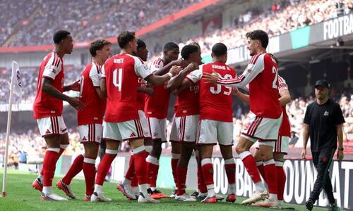 Μαγεύει ο Τζόλης, «σέρβιρε» με το κεφάλι το 2-0 της Άρσεναλ! thumb