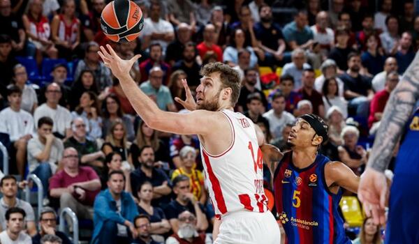 Ολυμπιακός από «ατσάλι», νίκησε την Μπαρσελόνα και έβγαλε «καθαρά» την «διαβολοβδομάδα»! image
