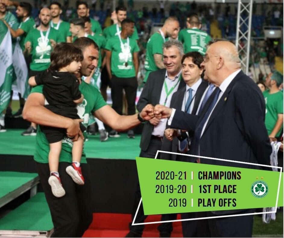 «Κάθε επιτυχία στην συνέχεια της καριέρας σου, professor» thumb
