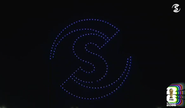Drone show με άρωμα νέου... Μουντιάλ (βίντεο) image