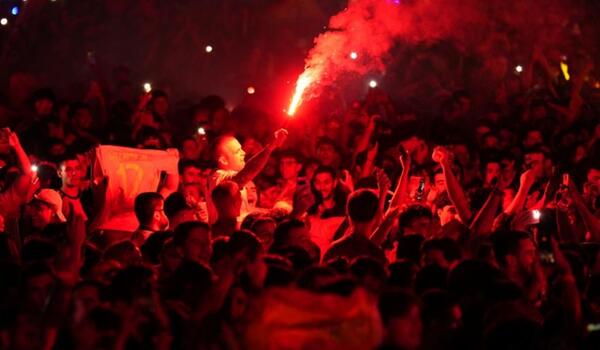 Ατελείωτο πάρτι στους δρόμους της Μαδρίτης για την Παγκόσμια Πρωταθλήτρια Ισπανία image