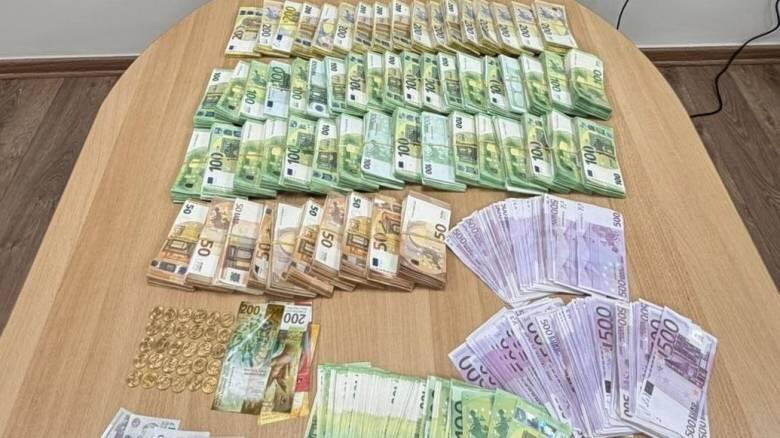 ΕΛ.ΑΣ: «Συνελήφθησαν 6 άτομα, κατασχέθηκαν 931.463 ευρώ» thumb