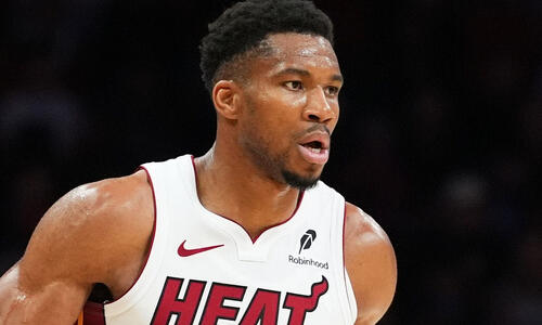 NBA: Βαριά ήττα για τους Χιτ - Εξαιρετικός ο Αντετοκούνμπο (vid) thumb