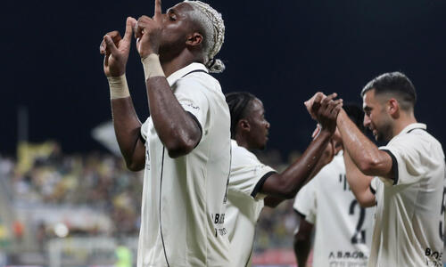 ΑΕΚ - Μπεϊτάρ 0-1: «Πλήρωσε» την κόκκινη με μία «οβίδα» και ηττήθηκε thumb