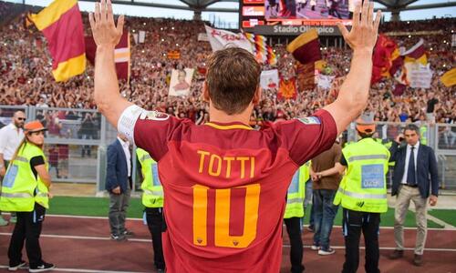 Ο Τότι στα 48 του πάλι στη Serie A; Γιατί δεν συνέβη αυτό το τρελό comeback thumb