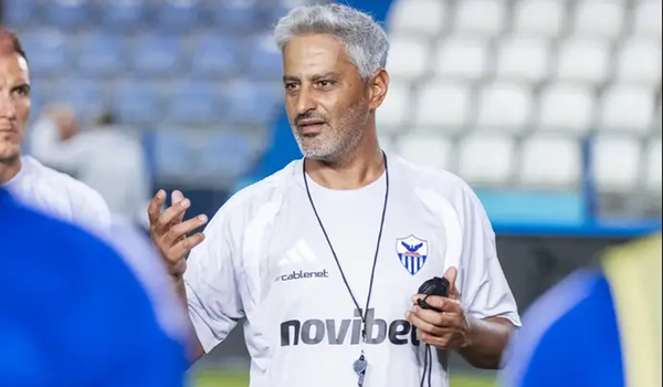 Η πρώτη εντεκάδα του Ιτζχάκι image