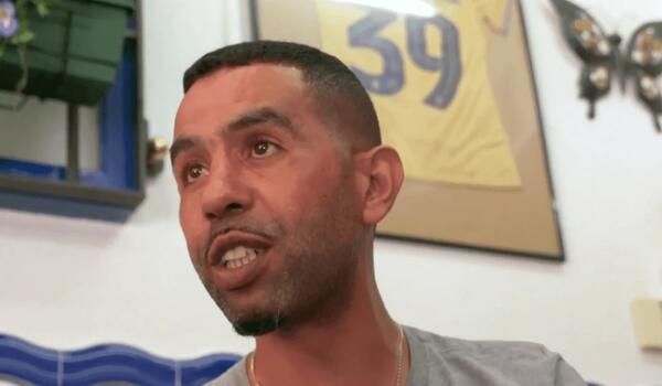 Ο πατέρας του Γιαμάλ έφτυσε σερβιτόρα και ενεπλάκη σε καβγά πριν την Χρυσή Μπάλα image