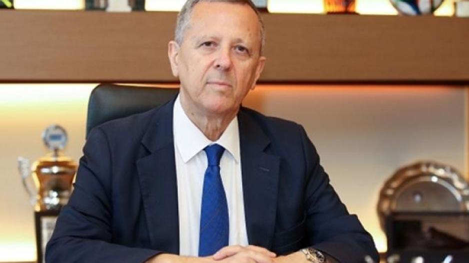 Απρόοπτο νέο: Τον απολύει μετά τους ορισμούς των διαιτητών που έκανε! thumb