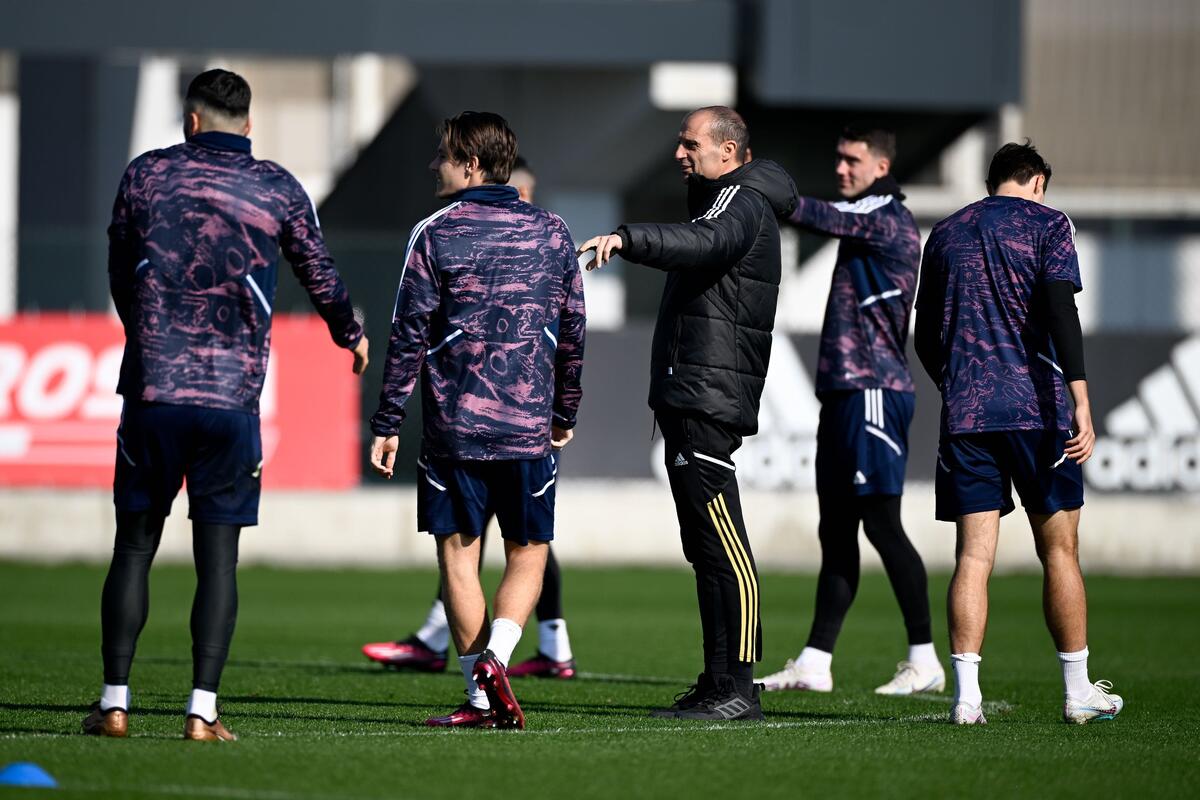 Αλέγκρι: «Μια διοργάνωση... δίοδος για το Champions League» thumb