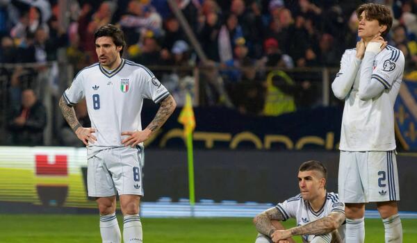 H UEFA άλλαξε τον κανόνα του πλεονεκτήματος έδρας για να ευνοήσει τους δυνατούς image