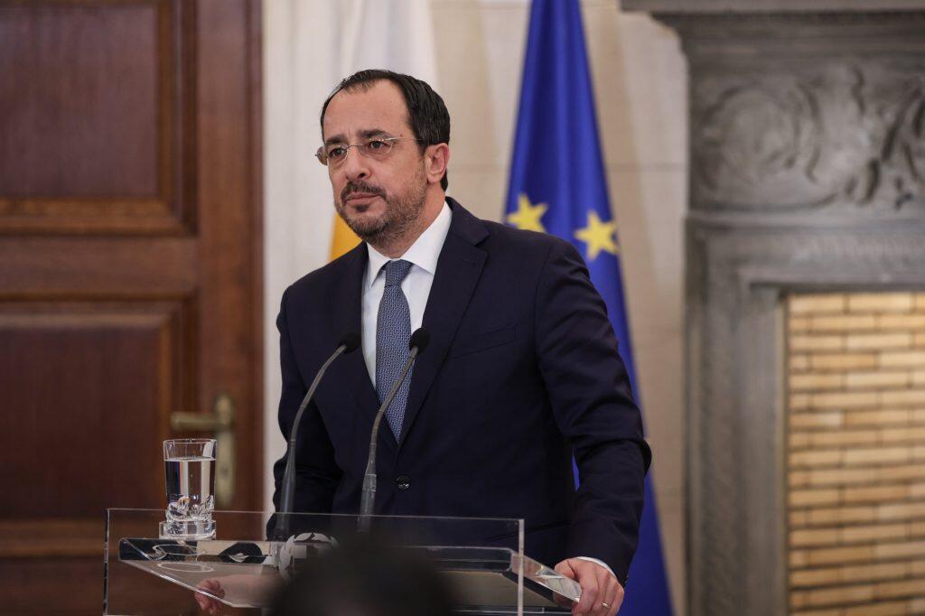 «Αποφασισμένοι για το φαινόμενο του χουλιγκανισμού - 350 χιλιάδες σε αθλητές μας» thumb