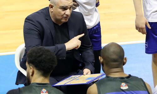 Κωνσταντινίδης στο «τιμόνι» της Εθνικής thumb