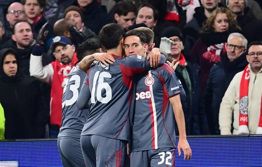 Champions League: Ερυθρόλευκο έπος και πρόκριση στο Άμστερνταμ (βίντεο) thumb