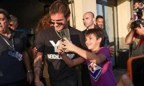 «Γκρέμισαν» τη Φλωρεντία στην υποδοχή του Μασταντουόνο! (vid) thumb
