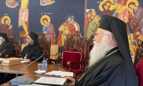 Μονή Οσίου Αββακούμ: Τον γύρο του πανελληνίου κάνουν fake μύρα και ροζ βίντεο thumb