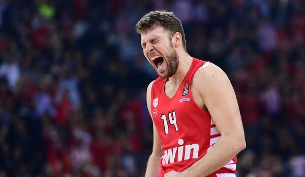 Ενδιαφέρον ξανά από NBA για Βεζένκοφ image