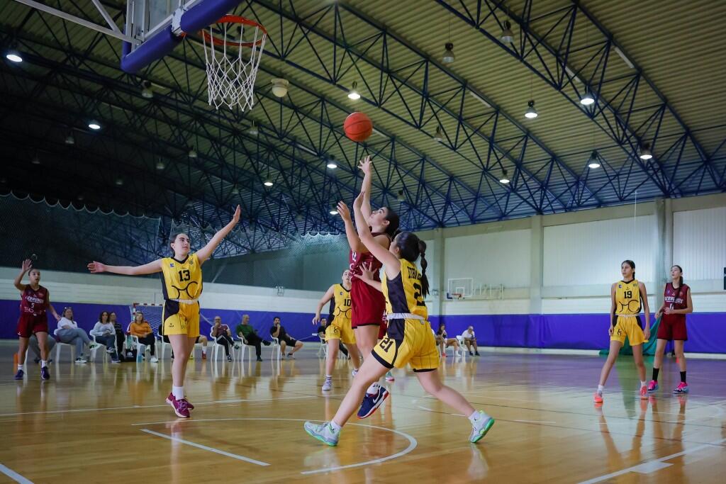 Στην κορυφή ΑΕΚ και Youth Stars στο πρωτάθλημα κορασίδων thumb