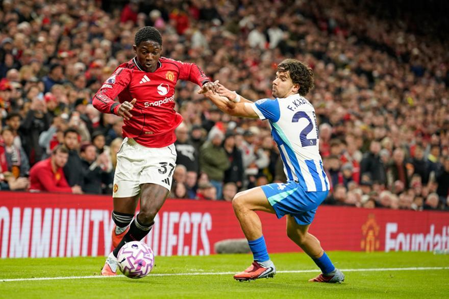 Έντονο ενδιαφέρον από Αγγλία και Ιταλία για τον Μέινου thumb