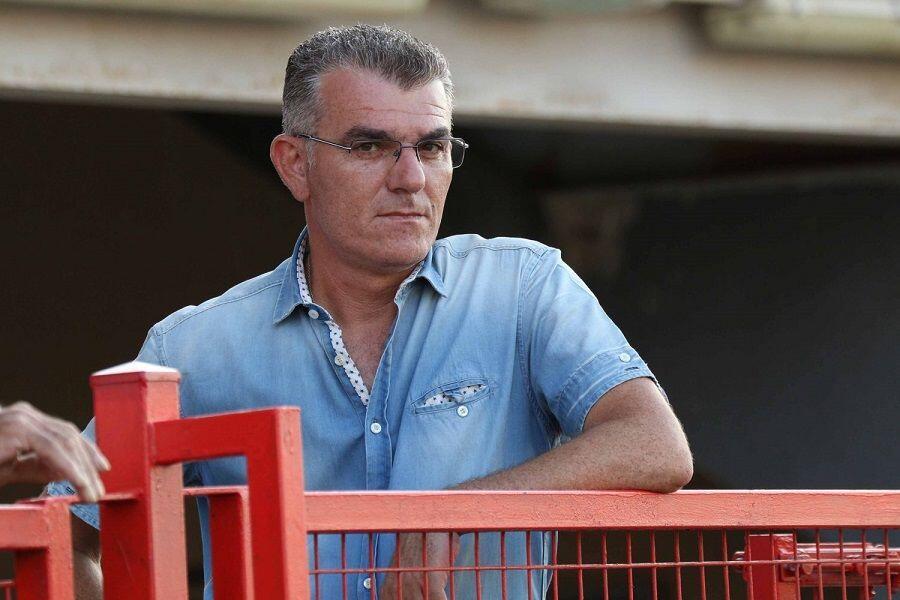 «Μπορεί να κάνει γήπεδο στο εργοστάσιο που έχει ή σπίτι του...» thumb