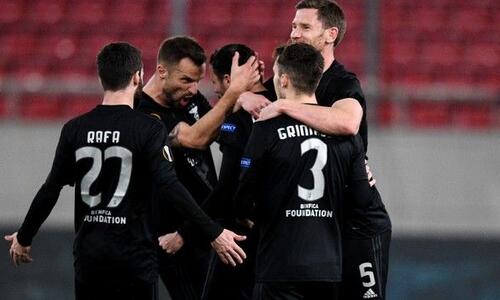Θεαματικό 4-3 της Μπενφίκα επί της Σπόρτινγκ thumb