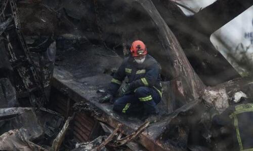 Τέμπη, ένας χρόνος μετά: Επιζών θυμάται τα τελευταία λεπτά με τη σύζυγό του thumb