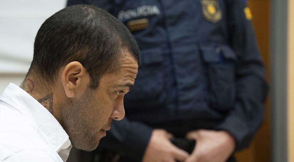 Κατάθεση Άλβες: «Η 23χρονη θα μπορούσε να φύγει ανά πάσα στιγμή» thumb