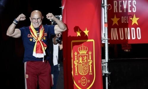 Ο Ντε Λα Φουέντε «αποθέωσε» Κουμπαρσί και Λαπόρτ thumb