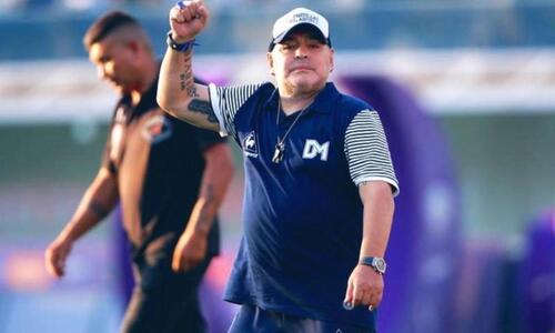 Μαραντόνα: Άσχημα τα νέα, προχωρούν σε επέμβαση στον εγκέφαλο thumb