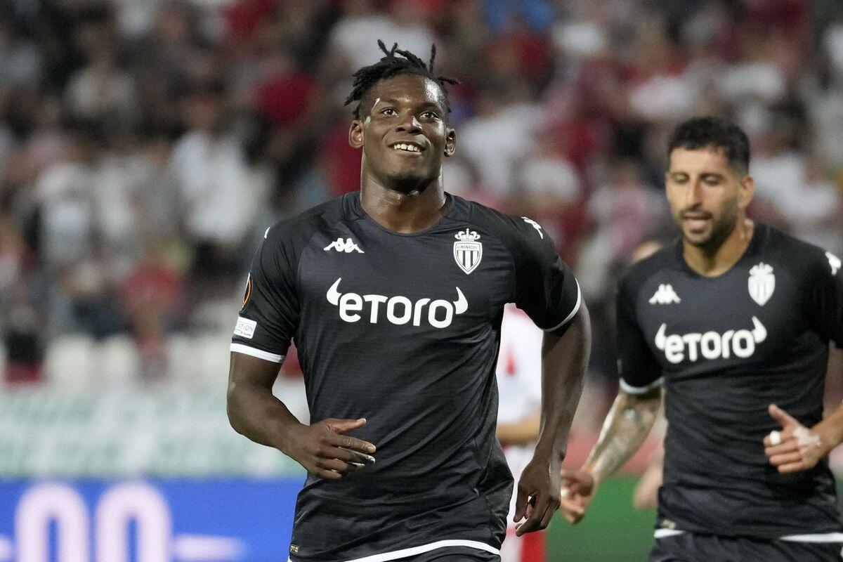 Ο εκπληκτικός Εμπολό την οδηγεί στη μάχη του Champions League thumb
