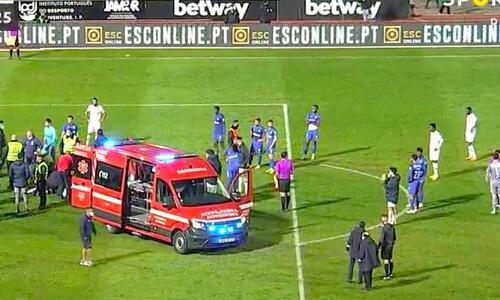 Video: Τραυματισμός ΣΟΚ στην Πορτογαλία - Έκλαιγαν οι παίκτες thumb