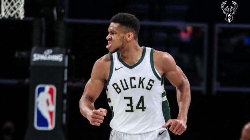 Τρίτο φετινό triple double για τον Γιάννη  thumb