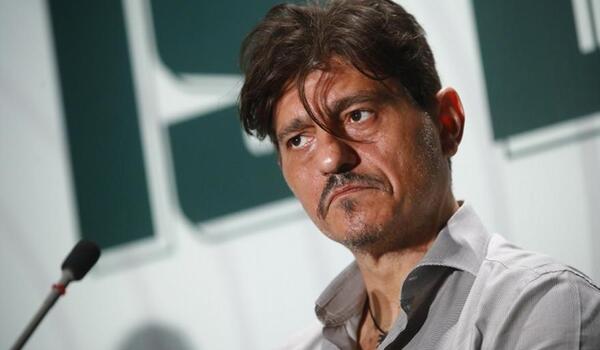 «Κεραυνοί» Γιαννακόπουλου: «Φύγατε και πήγατε στην Α2 - Τώρα δεν σας ενδιαφέρει να καθαρίσει το μπάσκετ;»thumb