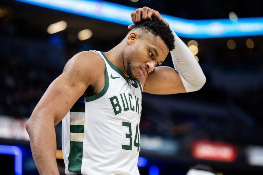 NBA Insider δίνει νέα διάσταση για το μέλλον του Αντετοκούνμπο! thumb