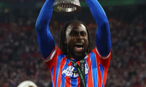 Έκανε το... νταμπλ με Γιουρόπα και Κόνφερενς Λιγκ ο Γκεσάν! thumb