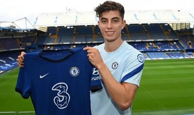 Premier League: 1,15 δισ. λίρες σε μεταγραφές, 263 εκ. σε προμήθειες μάνατζερ thumb