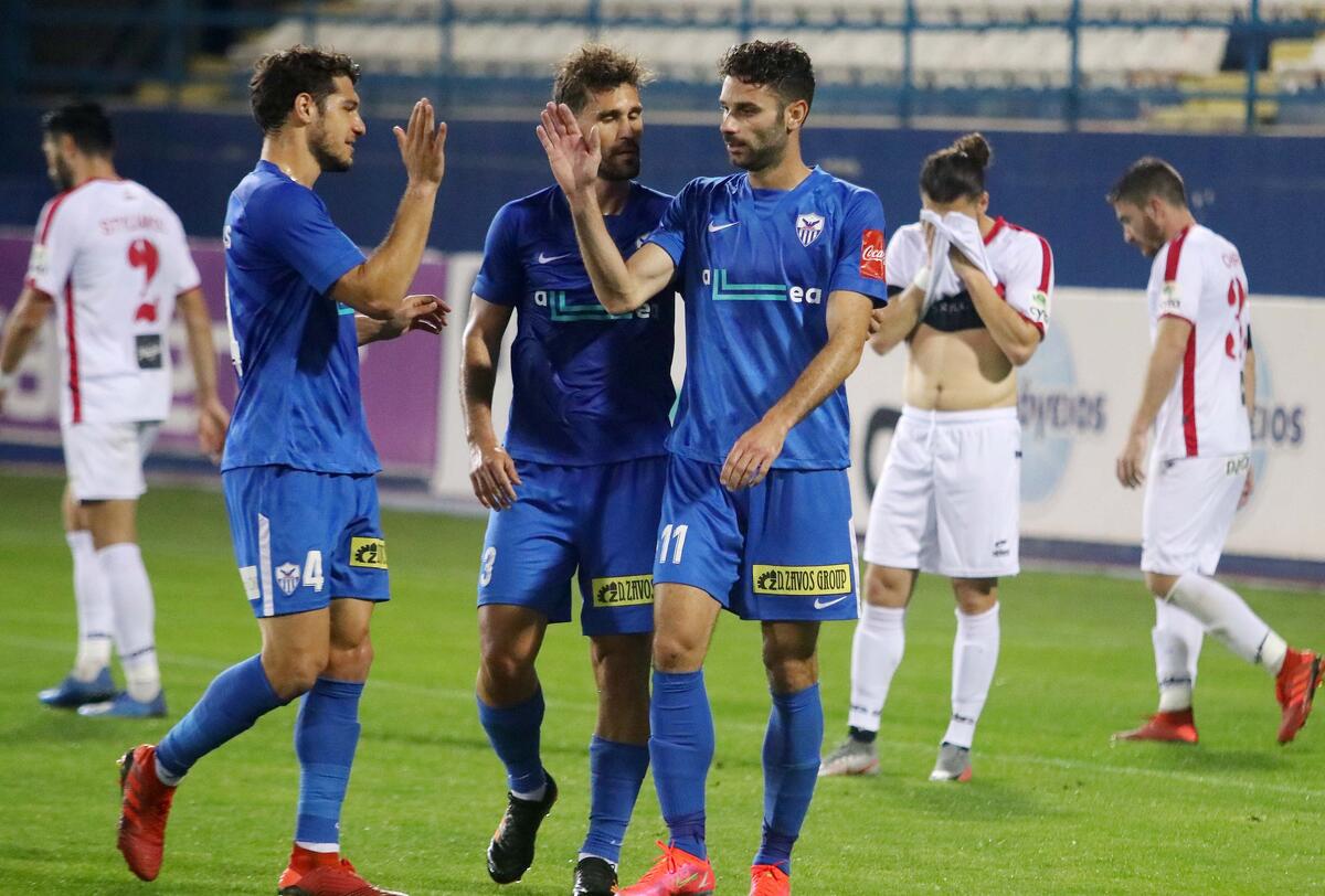 Έτσι την σκόρπισε στους πέντε... ανέμους! (video) thumb