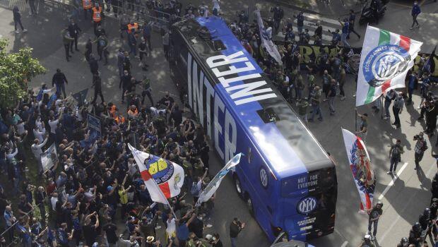 Ίντερ: Φιέστα με 1000 οπαδούς στις εξέδρες  thumb
