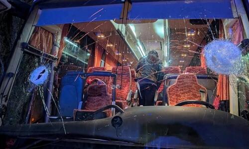 Τρεις συλλήψεις οπαδών για τον θάνατο του οδηγού λεωφορείου thumb