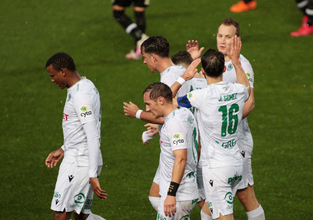ΒΙΝΤΕΟ: Ξανά αυτογκόλ ο Εθνικός και 2-0 η Ομόνοια thumb
