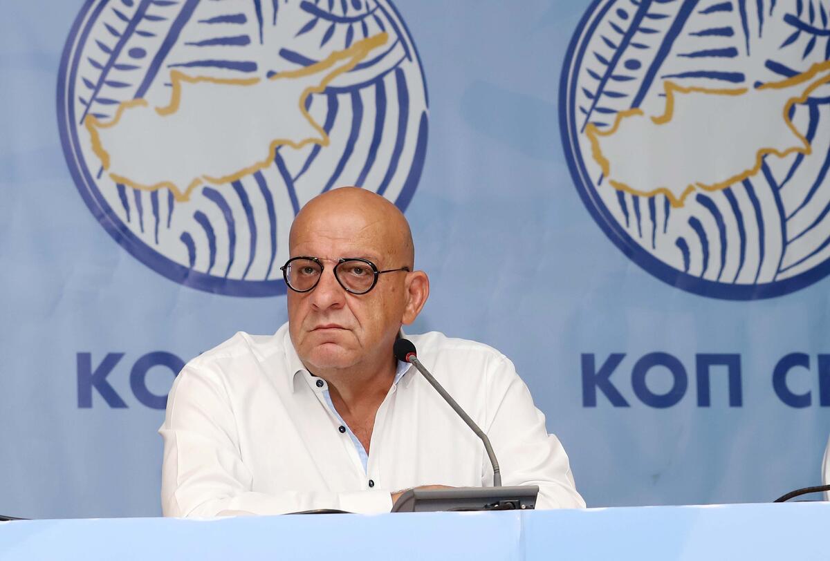 Κούμας πριν τον τελικό: «Αυτή είναι η χαρά του ποδοσφαίρου» thumb