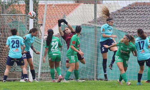 Στα ημιτελικά Apollon Ladies και Λευκοθέα thumb